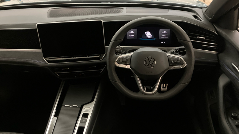 Volkswagen Passat 1.5 eTSI R-Line 5dr DSG Petrol Estate